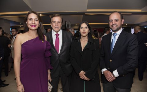 Vianna Maino, Eduardo Egas, Cindy Coronel y Francisco Gottifredi.