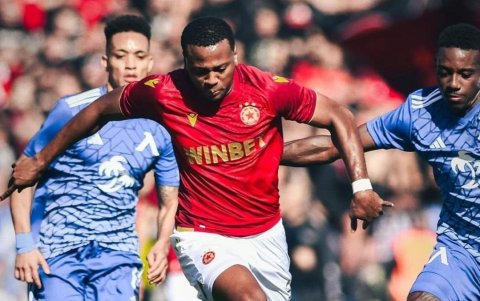 Estrada avanzó a los cuartos de final de la Copa de Bulgaria.