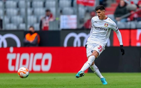 El Leverkusen de Piero Hincapié es líder de la Bundesliga con tres puntos de ventaja de su inmediato perseguidor, el Bayern Múnich.