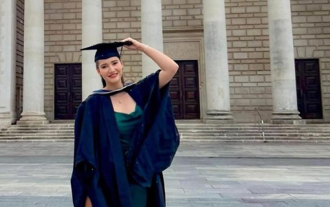 Sade Fritschi Naranjo no registra títulos universitarios en la Secretaría de Educación Superior.