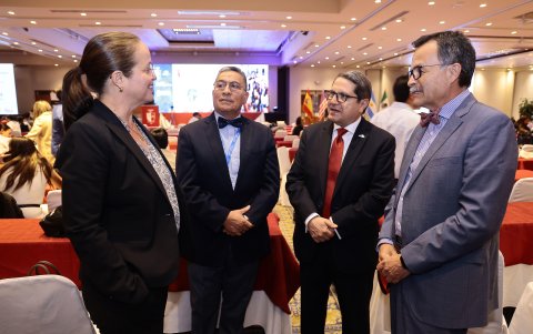 Marlena León, Mariano Granja, Bernardo Sandoval y Gonzalo Mendieta.