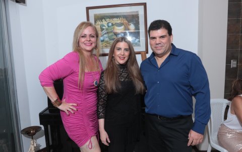 Norka Esparza, Nuria Carrasco y Eduardo Ceballos.