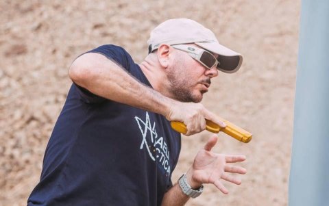 Loffredo Rendón reemplaza a Luis Lara en el Ministerio de Defensa del gobierno de Noboa.