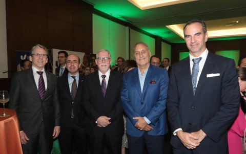 Mario Coka, Marcelo Bodero, Rafael Trujillo, Bruno Leone y Fernando Gómez.