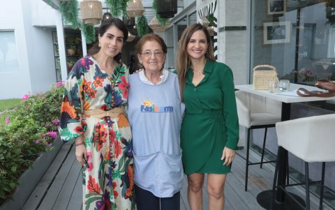 Claudia Salem, Rosalía de Cordovez y Andrea Rendón.