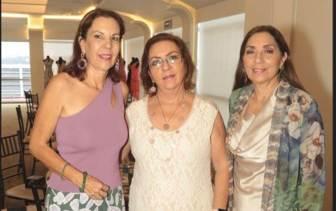 Virginia de Boloña, María Teresa de Medina y Margarita de Chiriboga.