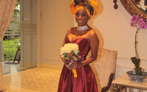 Raíces.- Orgullosa de sus antepasados de África luce un traje diseñado por Paola Godoy.