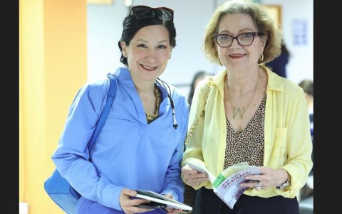 María Verónica León y Mariella García.