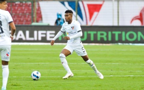 Óscar Zambrano es una de las jóvenes revelaciones de Liga de Quito