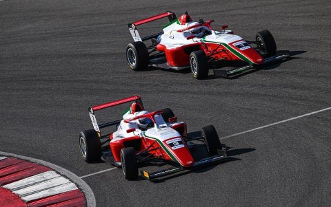 La tricolor en la emblemática competencia francesa de Le Mans debutó a los 10 años.