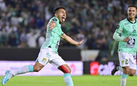 Ángel Mena (i) intentará llevar a la primera victoria del año a León