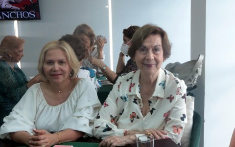 Eliana Dolberg y María Teresa Pérez.