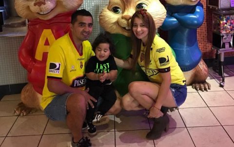 Los Peralta - Garzón, hinchas de Barcelona, residentes en Nueva York, estarán en la fiesta canaria.