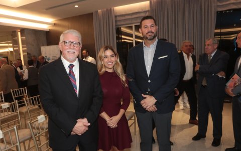 Rafael Trujillo, Melissa Trujillo y Daniel Pino.