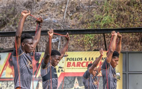 Allen Obando tiene 17 años y salió de las menores Barcelona.