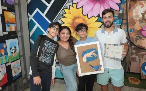 Samuel Barona, Cinthia Muñoz, Daniel Barona y Sebastián Barona.