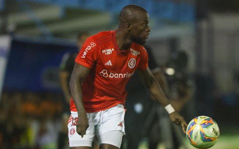 Enner valencia sigue en su racha goleadora en Brasil