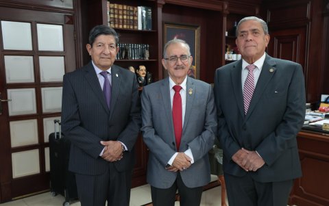 Iván Rubio, Walter Mera y Magno Briones.