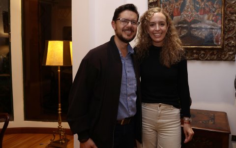 Alfonso Rivadeneira y María José de la Paz.