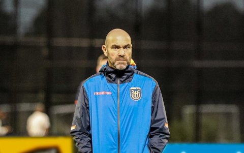 Félix Sánchez entrenador de Ecuador.