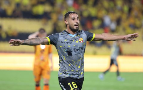 El Polaco Fydriszewski es el goleador de Barcelona.