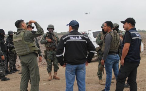 Control. Las pistas clandetinas fueron identificadas mediante reconocimiento aéreo e información de inteligencia militar.