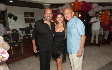 Eduardo Azar, Nía Martini de Azar y Eduardo Azar M.