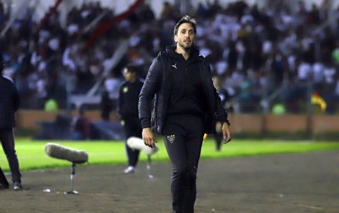 Luis Zubeldía ahora dirige a Sao Paulo.
