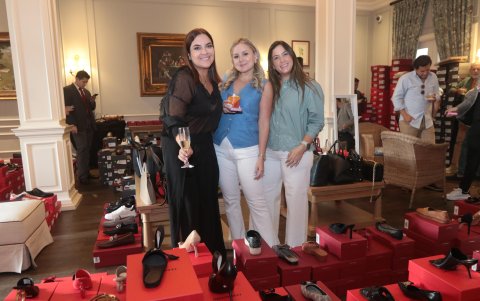 Vivi Jalil de Sosa, Mary de Jalil y Georgette de Jalil.
