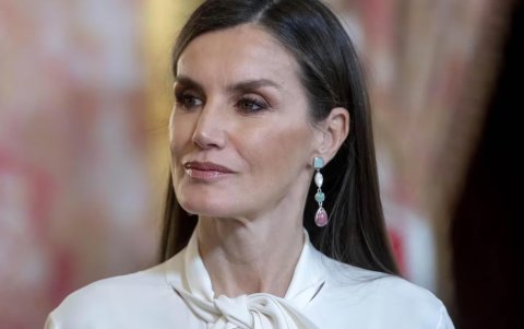 Las acusaciones de del Burgo acechan a la familia real.