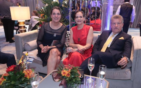 Caterina Costa, Tatiana García y Jonathan Gómez.