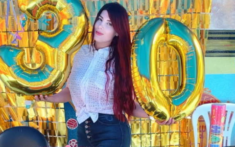 Verónica Narcisa Briones Zambrano durante su cumpleaños 30, dentro de la cárcel Regional, donde estaba alias Fito.