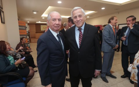 Eduardo Peña y León Roldós.