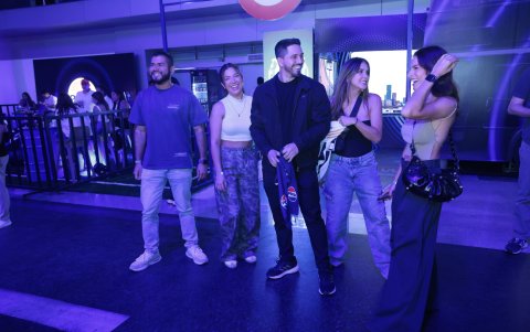 Luis Fernando Lozano, Samantha Grey, Santiago Bucaram, Andy Suzuki y Joseline Gallardo.