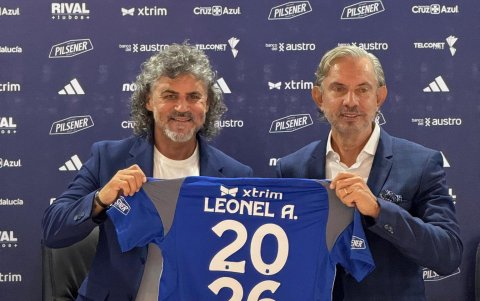 El director técnico Leonel Álvarez fue presentado en Emelec