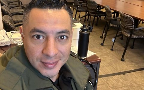 José Luis Astudillo es hincha de El Nacional de Quito.