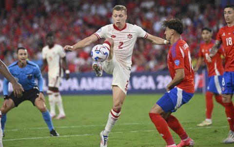 Canadá clasificó a los cuartos de final tras quedar segundo en el grupo A.