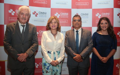 Edgardo Báez, Isabel Noboa, Mauricio Navia y Catalina Andramuño.