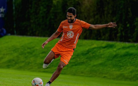 El delantero colombiano Jeison Medina llegó este año como refuerzo a los rayados.