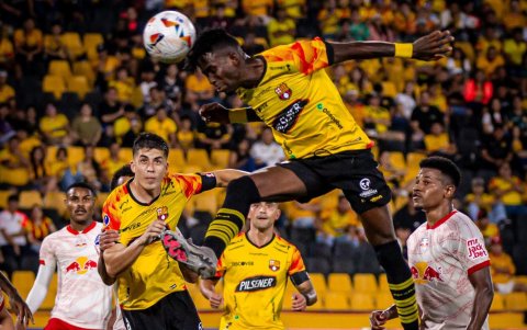 Barcelona SC buscará su clasificación en Brasil el 24 de julio del 2024 ante Bragantino.