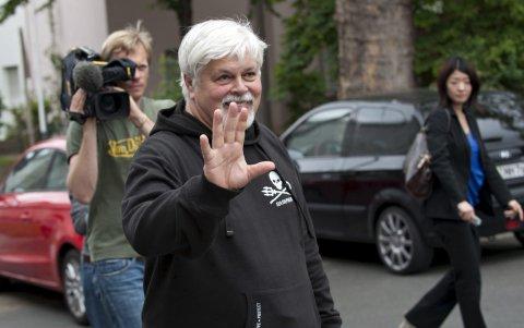 El activista canadiense Paul Watsonal llegar a una rueda de prensa en Fráncfort, Alemania, el 21 de mayo de 2012.