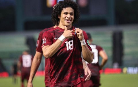 Eduard Bello disputó con la selección de Venezuela la Copa América de Estados Unidos 2024.