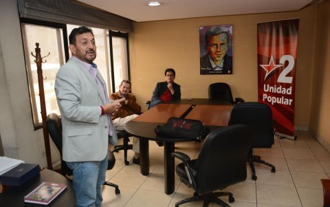 Geovanni Atarihuana, de Unidad Popular, dice que su movimiento sí tiene la fuerza de organizaciones populares.