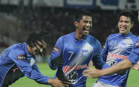 David Quiroz militó en varios equipos del Ecuador como Emelec (foto), Barcelona, Liga, El Nacional, entre otros.