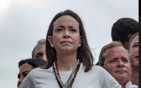 La líder opositora venezolana no puede salir del país hace 10 años por orden de Fiscalía.