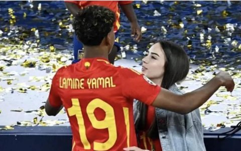 Lamine Yamal y Alex Padilla cuando todo era felicidad.