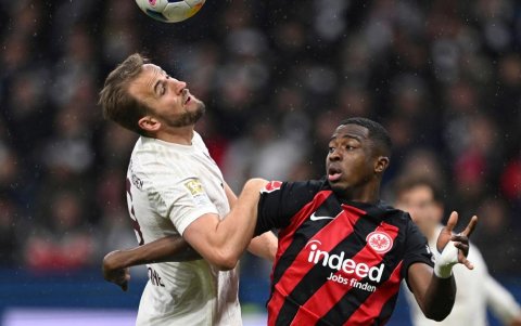 William Pacho destacó en Alemania.