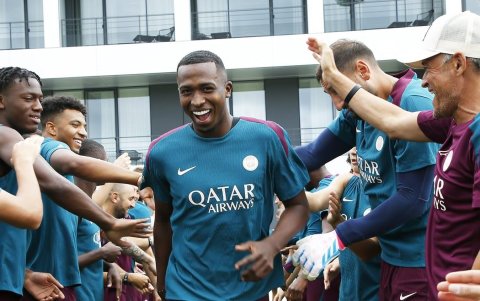 William Pacho jugará en PSG hasta julio de 2029.