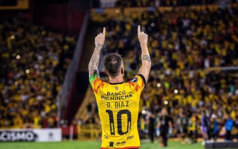 Damián Diaz fue el director de orquesta de los amarillos.