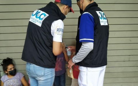 La campaña ‘Ayúdanos a ayudar’ busca reunir víveres para las personas en condición de calle.